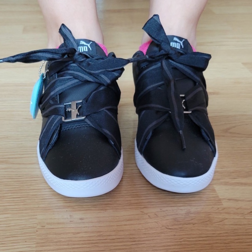 Puma Smash Buckle Black Leather Low Lace Up Womens Trainers